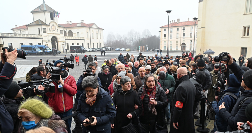 Vittorio Emanuele, aperta la camera ardente a Venaria Reale - RIPRODUZIONE RISERVATA