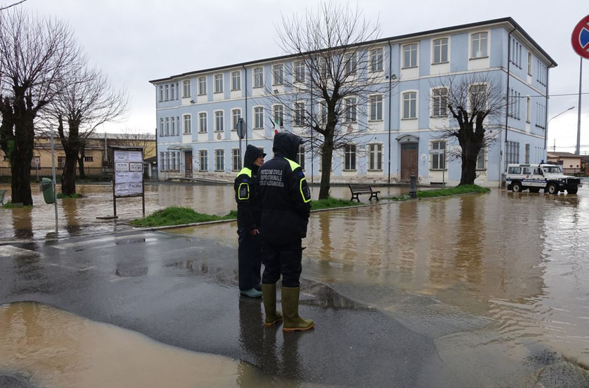 Maltempo: guadi, strade e ponti chiusi nell 'Alessandrino - RIPRODUZIONE RISERVATA