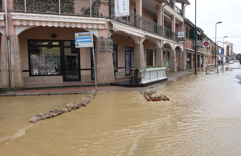 Maltempo: guadi, strade e ponti chiusi nell 'Alessandrino - RIPRODUZIONE RISERVATA