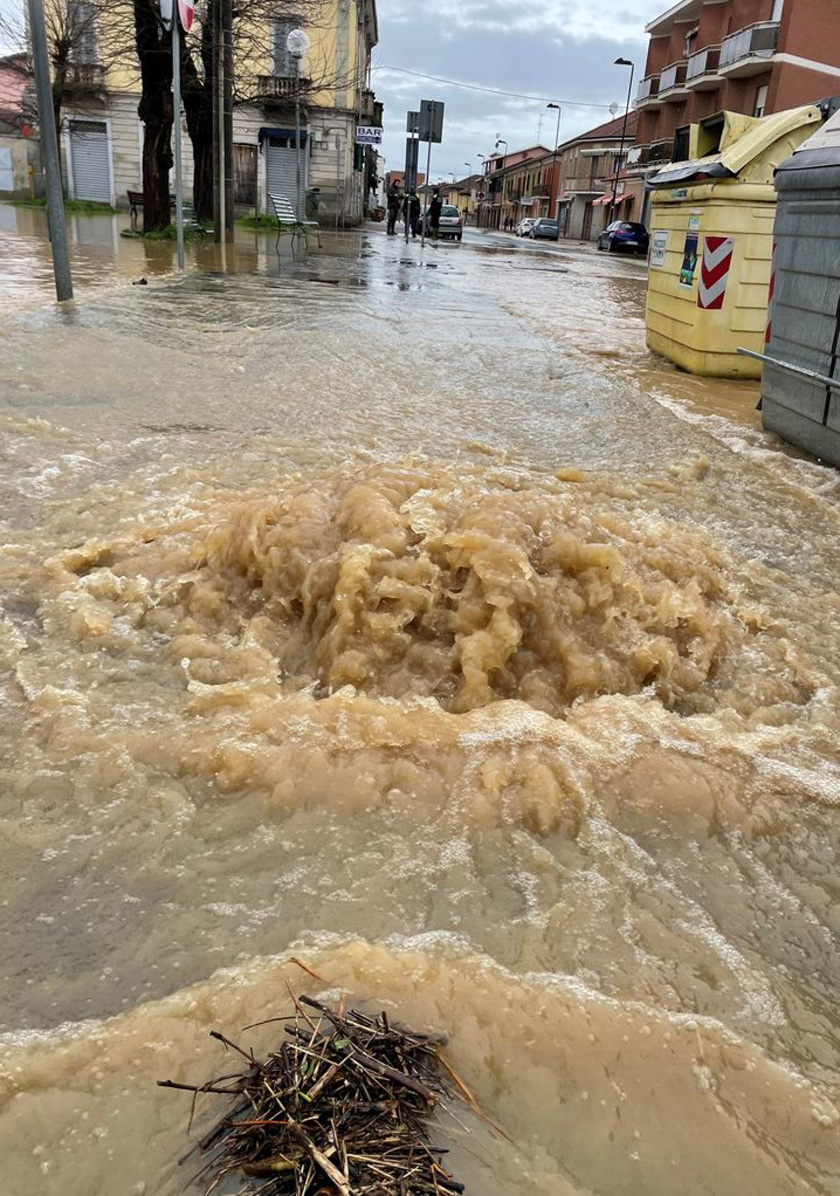 Maltempo: guadi, strade e ponti chiusi nell 'Alessandrino - RIPRODUZIONE RISERVATA