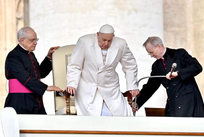 Pope Francis leads his general audience at Saint Peter 's Square - RIPRODUZIONE RISERVATA