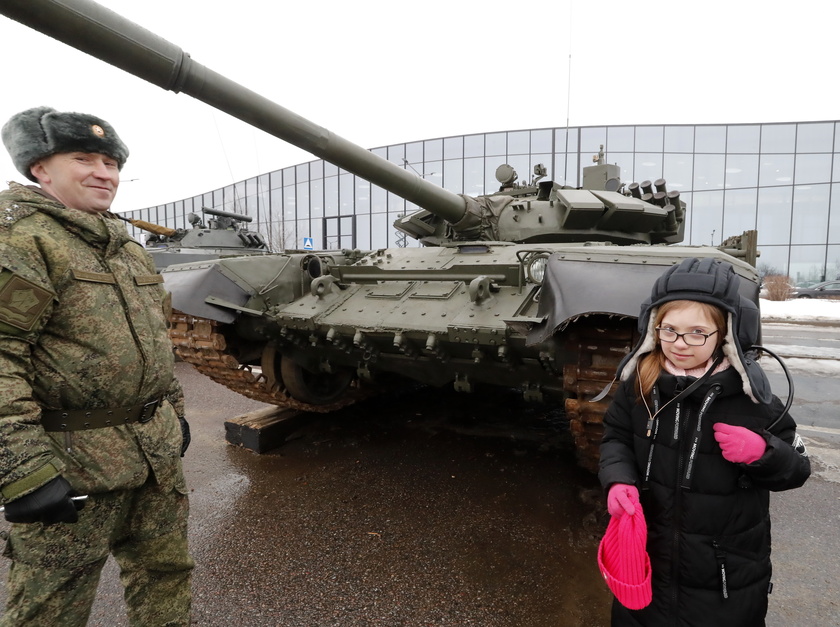 Military exhibition in St. Petersburg - RIPRODUZIONE RISERVATA