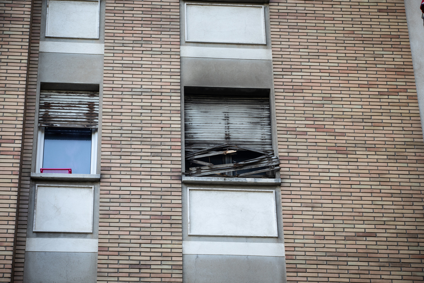 Incendio con quattro morti, l 'ambiente era pieno di fumo - RIPRODUZIONE RISERVATA