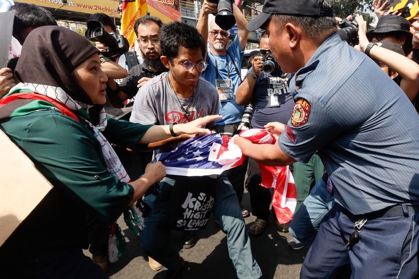 Protest against visit of US Secretary of State Blinken in Manila - RIPRODUZIONE RISERVATA