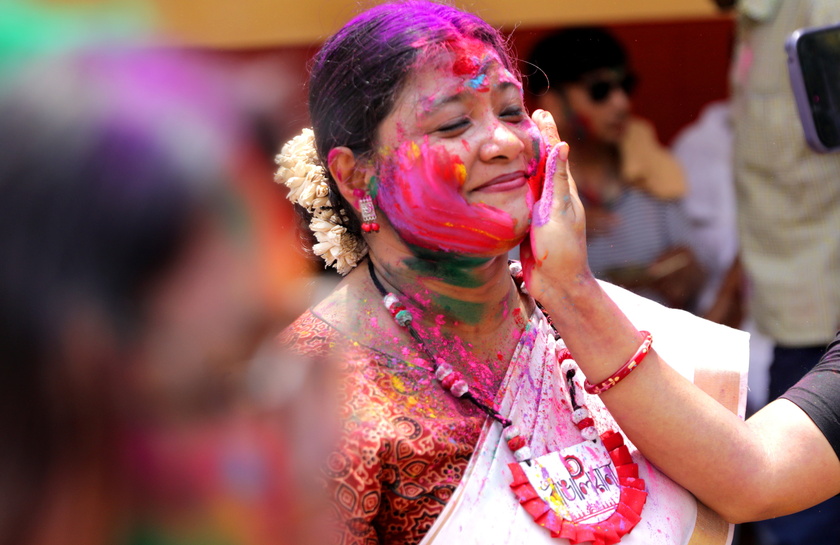 Holi festival celebrations in Kolkata - RIPRODUZIONE RISERVATA