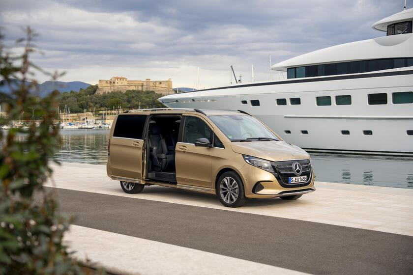 Mercedes-Benz EQV e Classe V © ANSA/Â©Mercedes-Benz AG