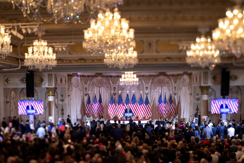 Trump Campaign Hosts Election Night Watch Party in Florida - RIPRODUZIONE RISERVATA