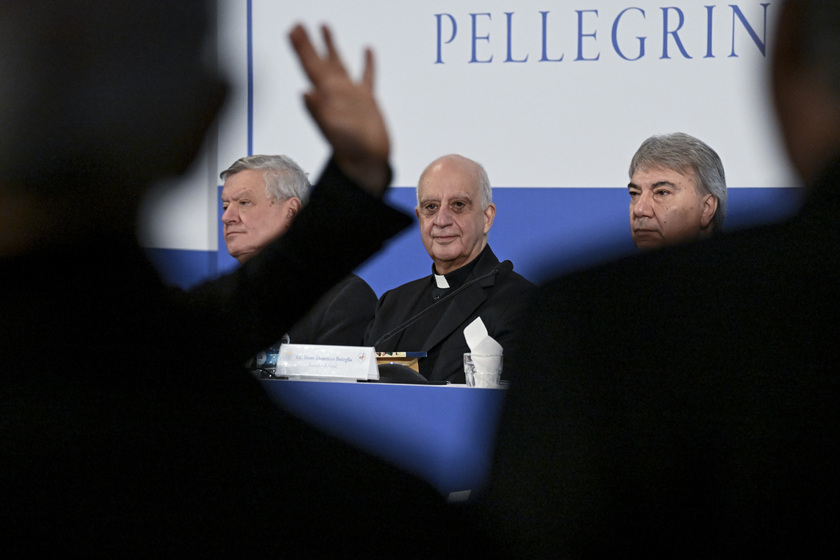 Mons.Fisichella, per Giubileo attesi 32 milioni pellegrini - RIPRODUZIONE RISERVATA