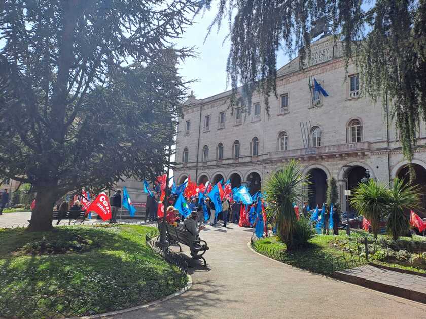 L 'Umbria mobilitata per dire  'Basta morti sul lavoro ' - RIPRODUZIONE RISERVATA