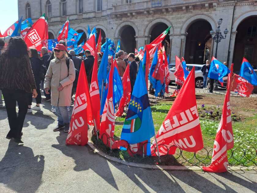 L 'Umbria mobilitata per dire  'Basta morti sul lavoro ' - RIPRODUZIONE RISERVATA