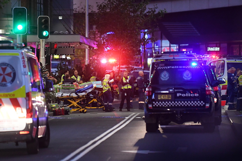 Police respond to reports of multiple stabbings at Sydney mall - RIPRODUZIONE RISERVATA