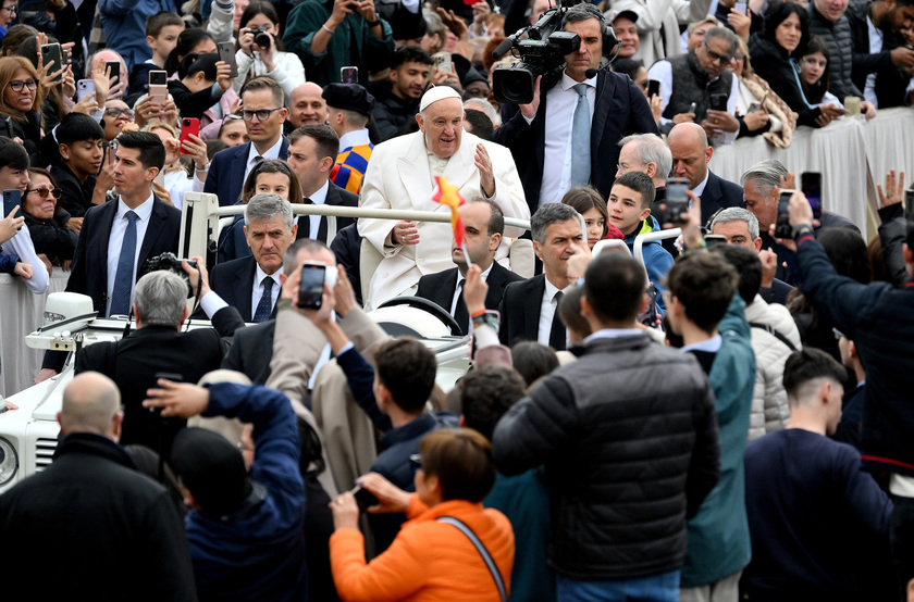 Il Papa, senza giustizia non c 'è pace - RIPRODUZIONE RISERVATA