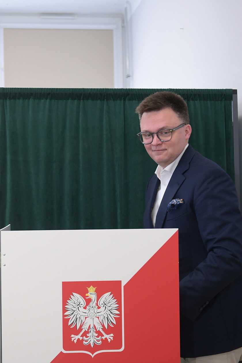 Polish Sejm Speaker Szymon Holownia votes in the local elections in Poland - RIPRODUZIONE RISERVATA