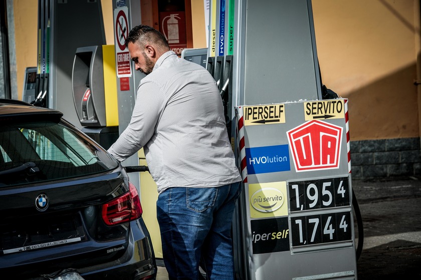 ++ Benzina ai massimi da sei mesi, al self è a 1,911 euro ++ - RIPRODUZIONE RISERVATA