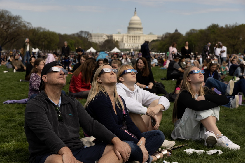 The partial solar eclipse in Washington, DC - RIPRODUZIONE RISERVATA