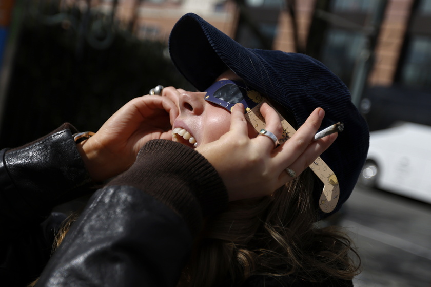 Partial solar eclipse in New York City - RIPRODUZIONE RISERVATA