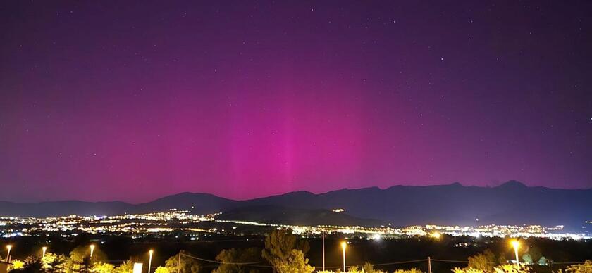 Aurora Boreale nel cielo di Civita di Bagno, nei pressi di L'Aquila