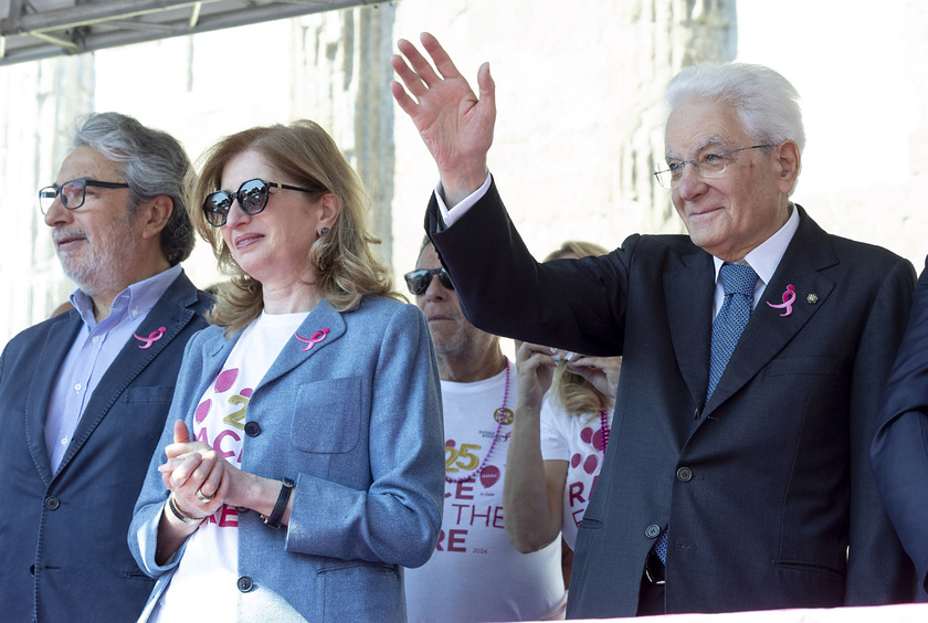 Applausi e cori per Mattarella alla Race for the Cure