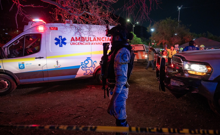 At least 9 dead and 50 injured after stage collapsed at Mexico opposition campaign rally