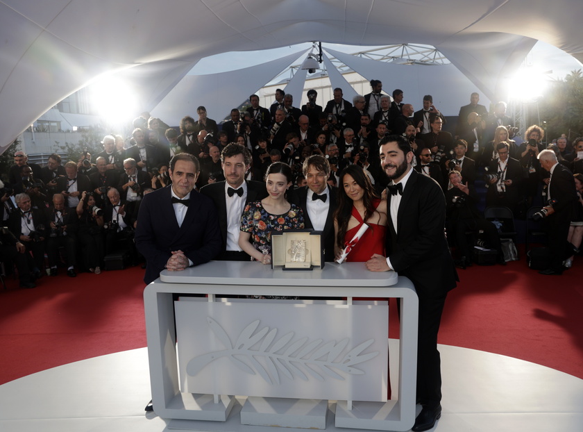 Winners Photocall - 77th Cannes Film Festival