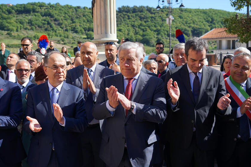 Il ministro degli Esteri Tajani e il presidente della Repubblica di Albania Begaj