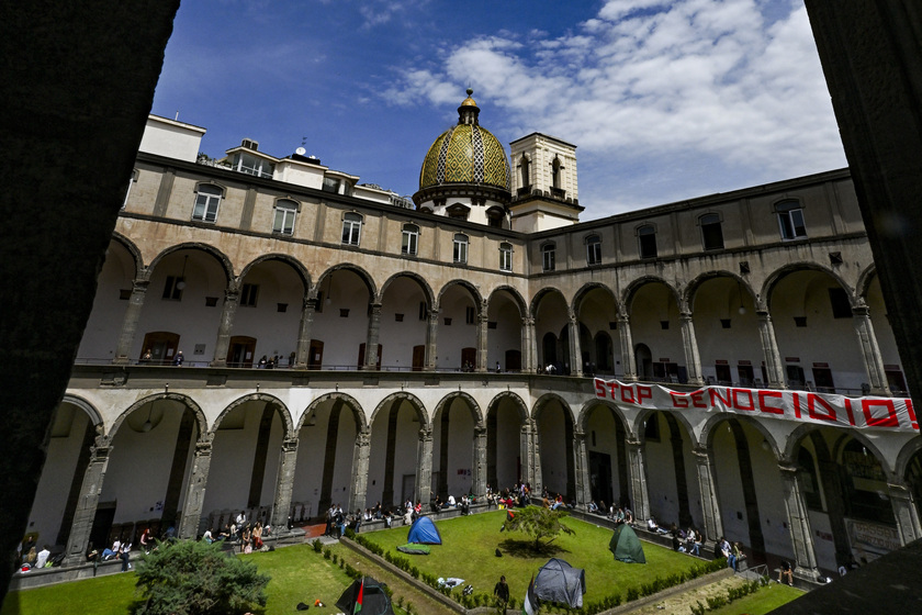 Anche gli studenti della Federico II in tenda per la Palestina