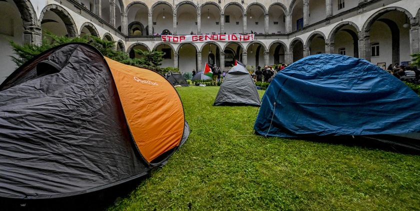 Anche gli studenti della Federico II in tenda per la Palestina