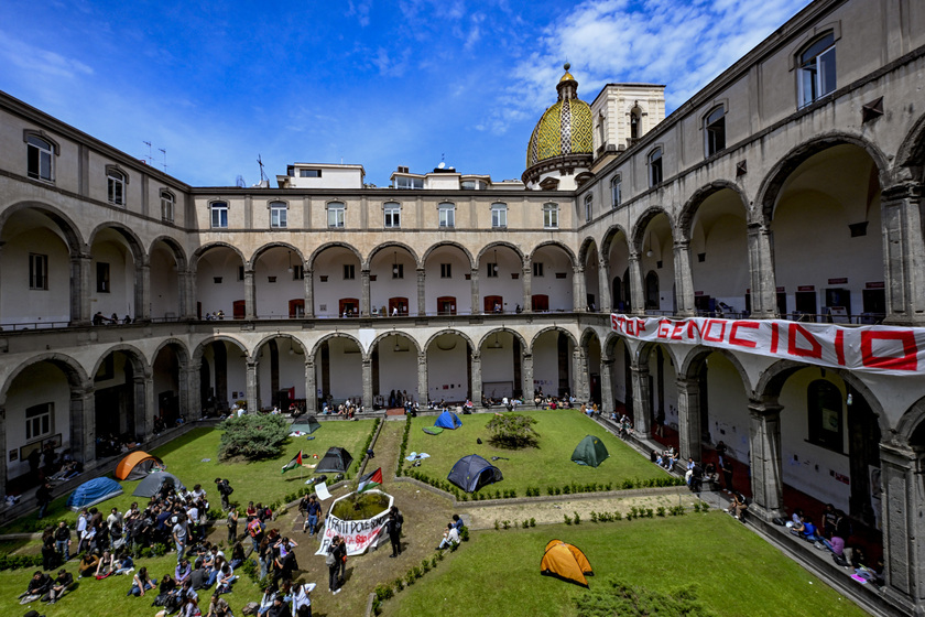 Anche gli studenti della Federico II in tenda per la Palestina