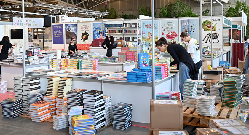 Visita in anteprima della XXXVI edizione del Salone Internazionale del Libro