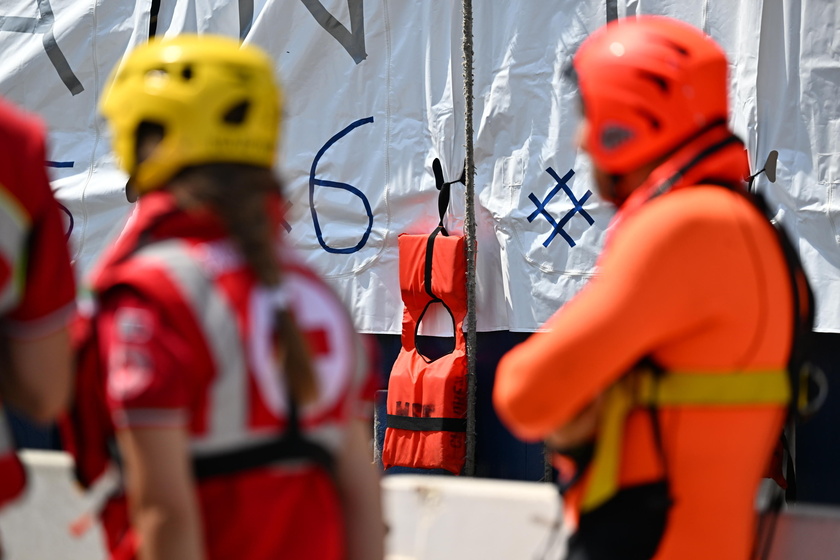 Geo Barents with 165 rescued migrants onboard arrives in the port of Genoa