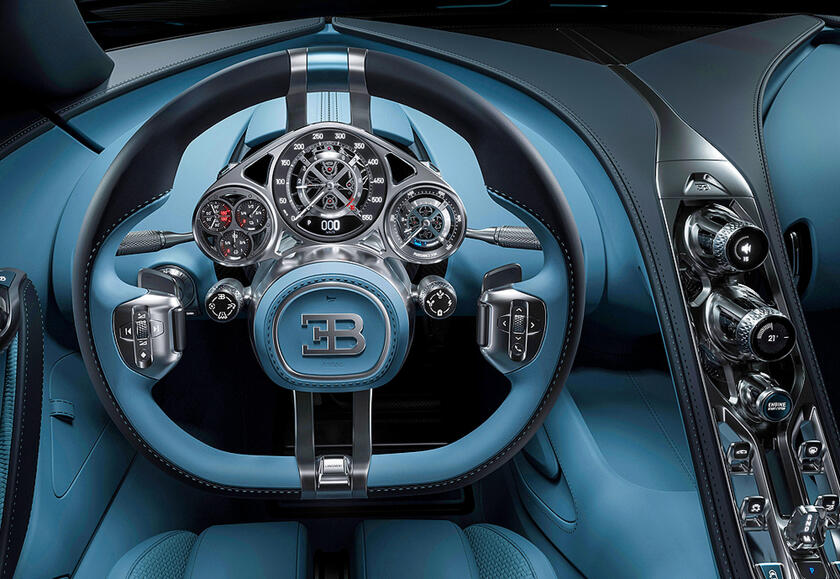 Nuova hypercar ibrida Bugatti Tourbillon