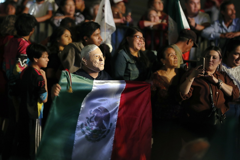 Supporters of presidential candidate Claudia Sheinbaum begin celebration in the Zocalo of Mexico City 