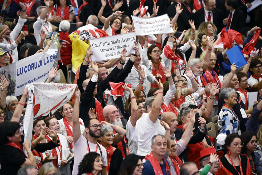 Pope Francis' meets the Choirs