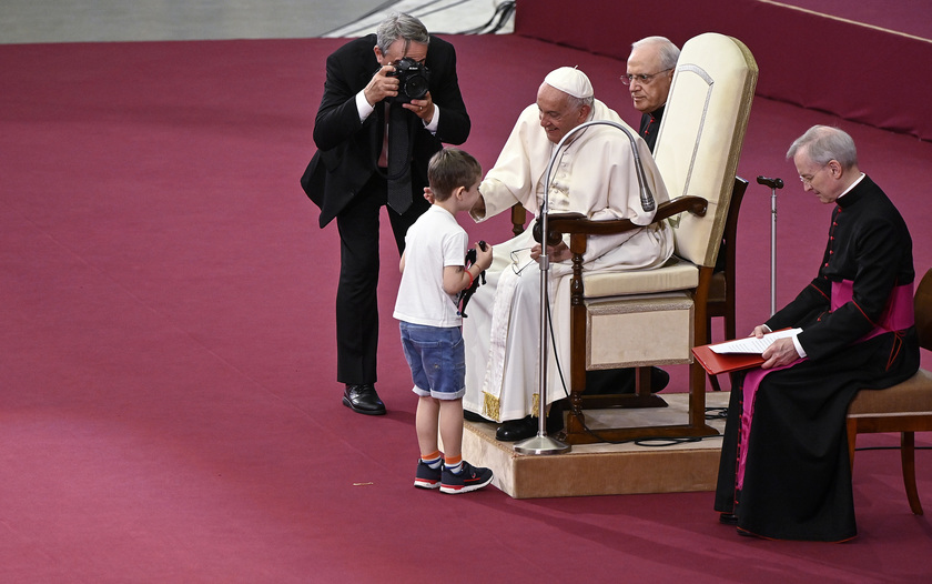 Pope Francis' meets the Choirs