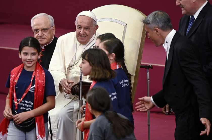 Pope Francis' meets the Choirs