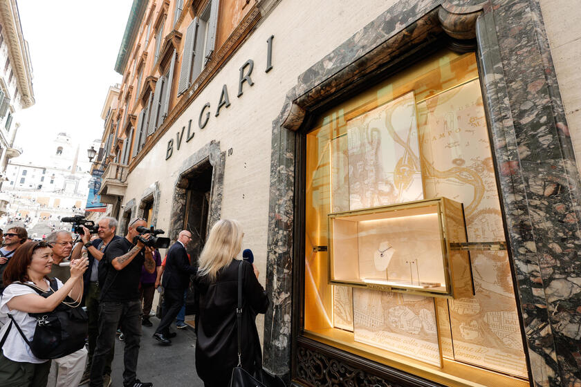 Ieri un maxi furto da Bulgari a Roma, bottino da 500mila euro