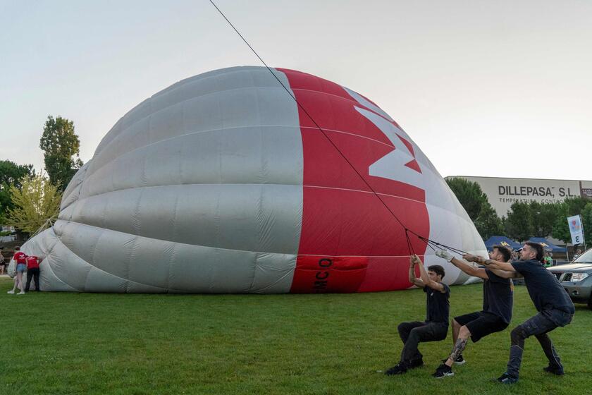 In Spagna l'European Balloon Festival, il paradiso delle mongolfiere