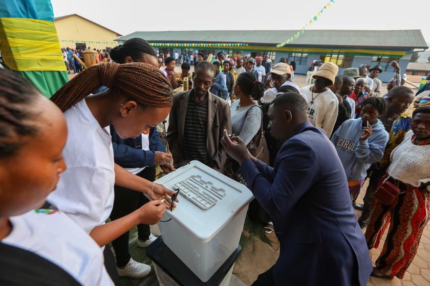 Rwanda holds presidential and legislative elections