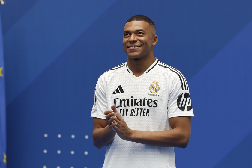Real Madrid present new signing Kylian Mbappe