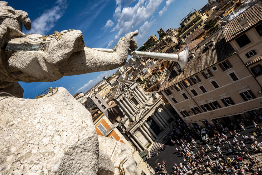 Fontana di Trevi vista dalla terrazza di palazzo Poli