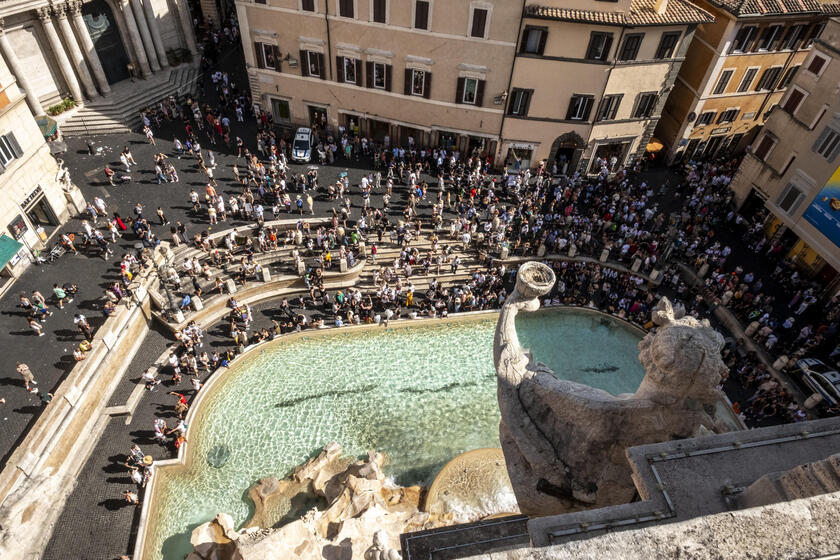 Fontana di Trevi vista dalla terrazza di palazzo Poli