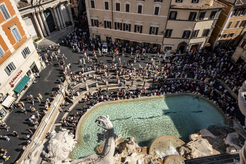 Fontana di Trevi vista dalla terrazza di palazzo Poli