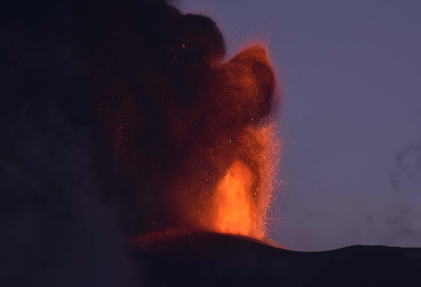 Etna volcano eruption causes airspace closure at the Sicilian Catania airport