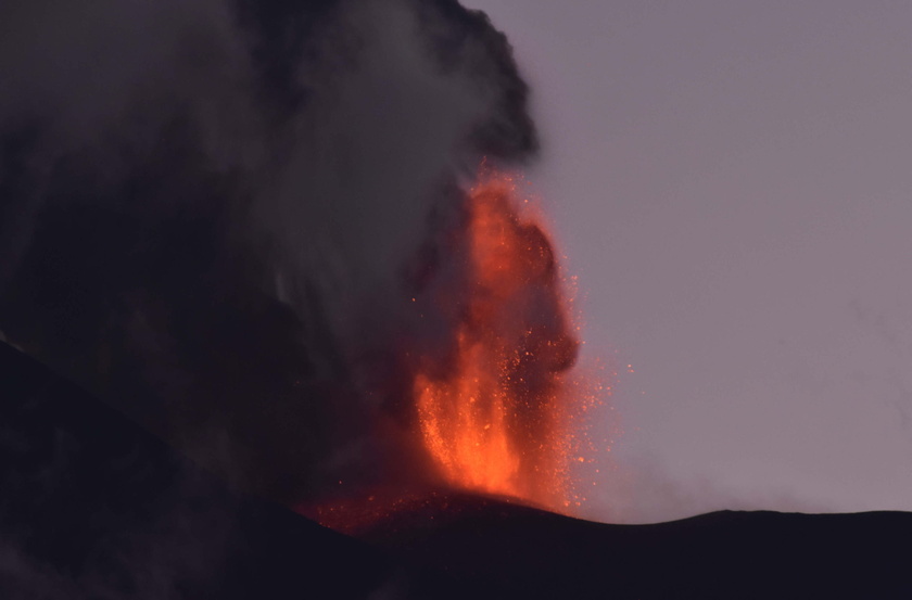 Etna volcano eruption causes airspace closure at the Sicilian Catania airport