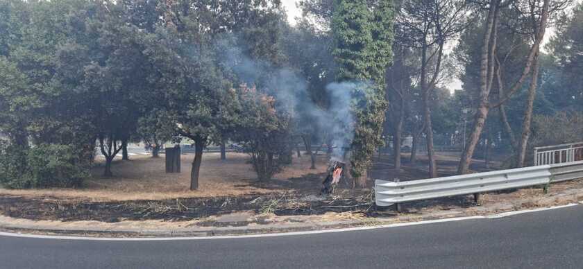 ++ Incendio Roma: i residenti, paura per fiamme ed esplosioni ++