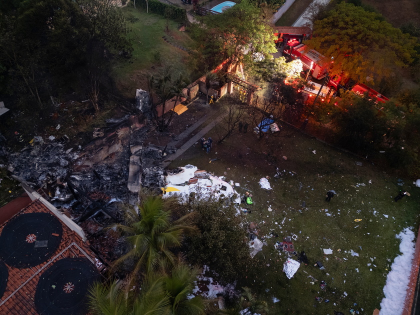 62 killed in passenger plane crash in Brazil