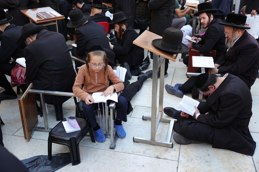 Orthodox Jews mark Tisha B'Av annual fast day amid tensions with Iran and Hezbollah 