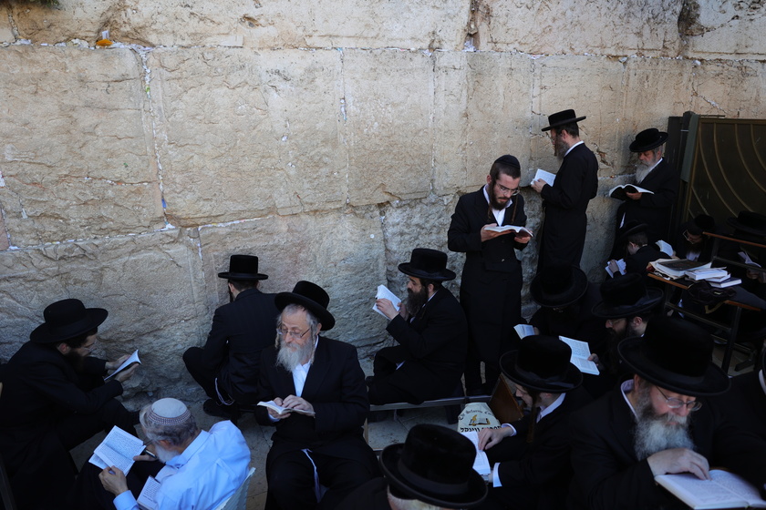 Orthodox Jews mark Tisha B'Av annual fast day amid tensions with Iran and Hezbollah 