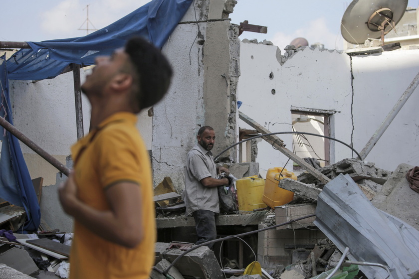 Israeli air strike in Al Maghazi refugee camp