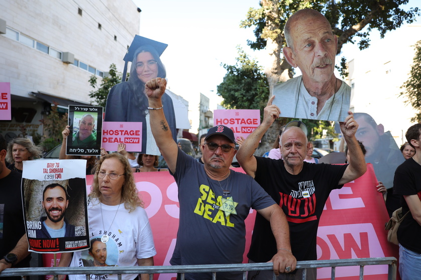 Families of Hamas hostages protest for their release as talks due to restart in Qatar 